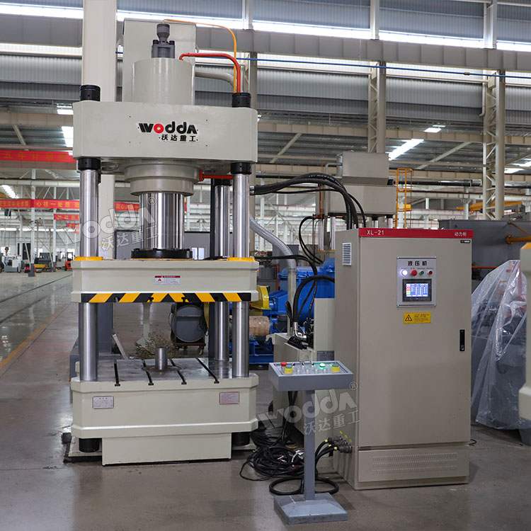 315吨四柱液压机 315吨四柱液压机