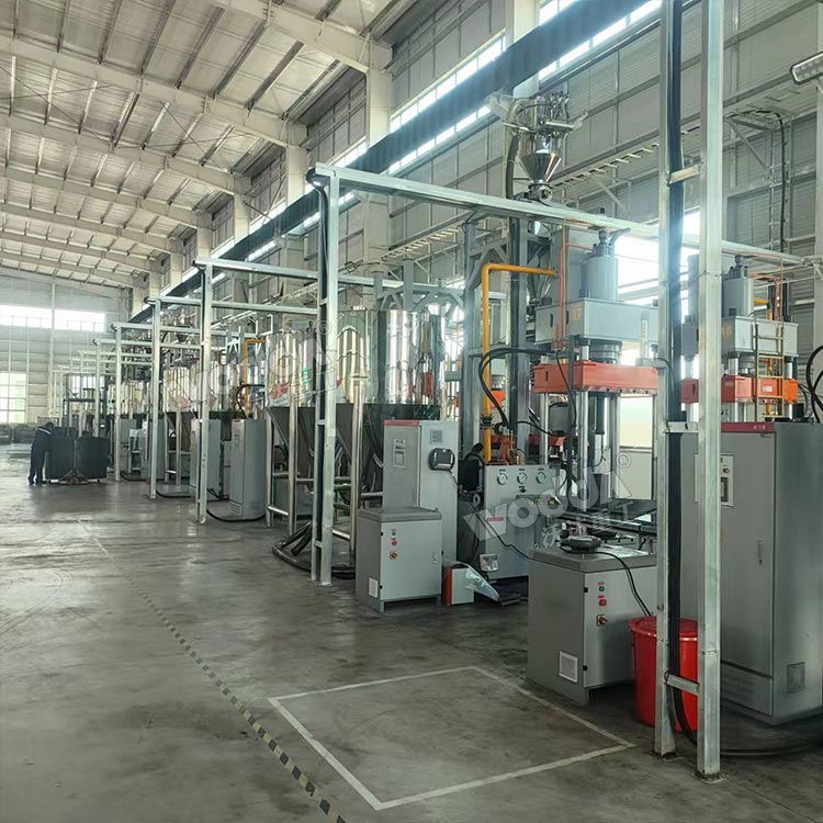 200吨石墨粉末成型液压机客户车间现场 200吨石墨粉末成型液压机客户车间现场