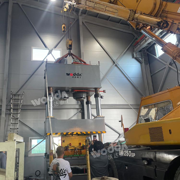 玻璃钢冷却塔风筒成型液压机安装 玻璃钢冷却塔风筒成型液压机安装