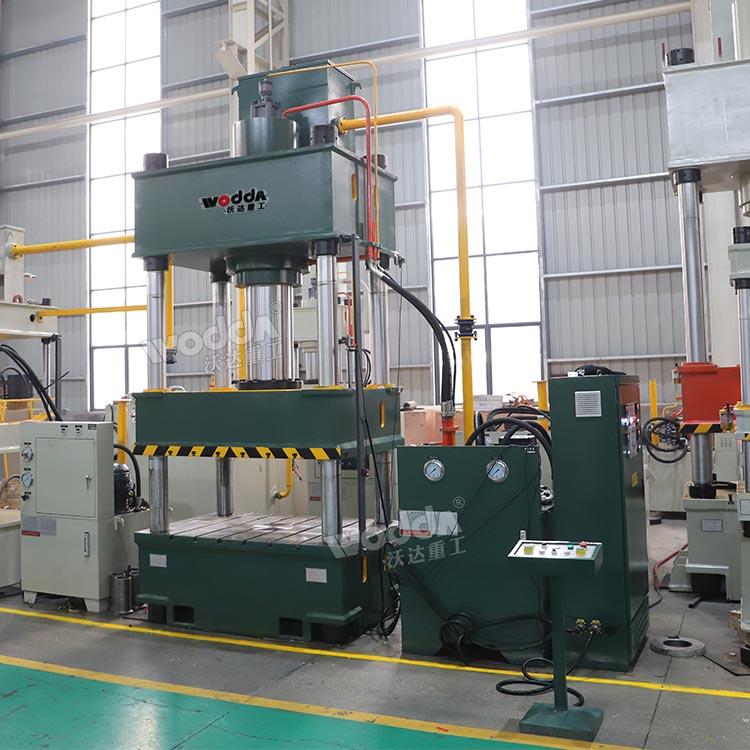 四柱液压机 四柱液压机