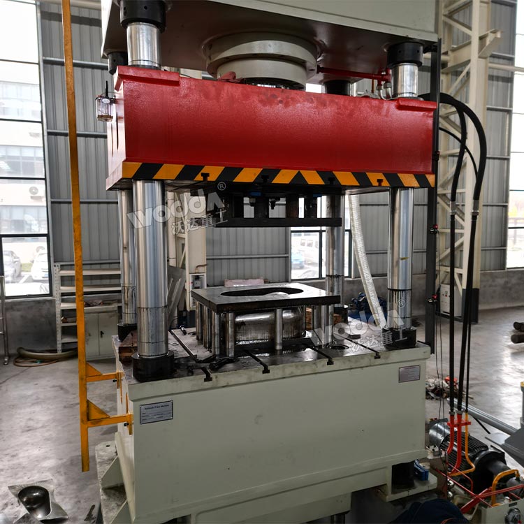 315吨不锈钢蹲便拉伸液压机 315吨不锈钢蹲便拉伸液压机