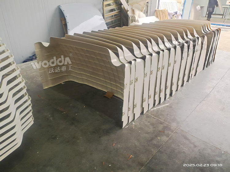 汽车导流罩.jpg 汽车导流罩.jpg