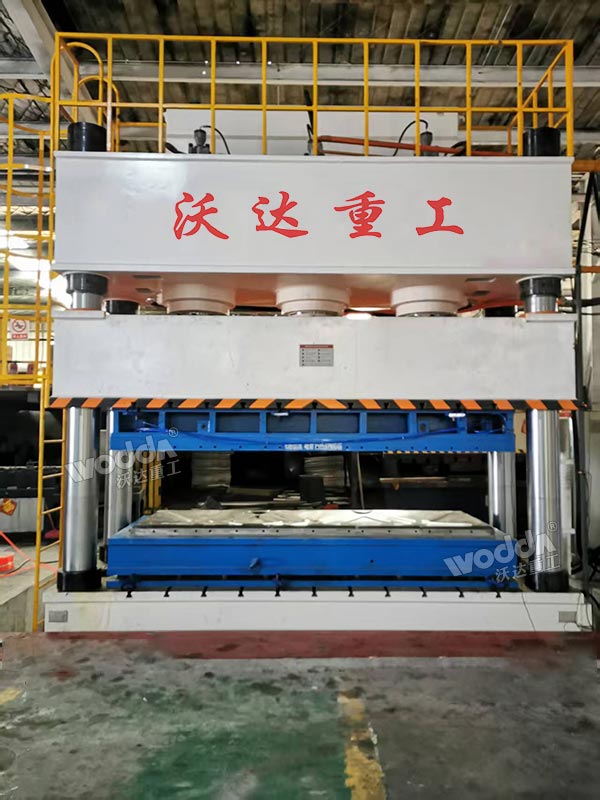 1250吨不锈钢水箱板液压机 1250吨不锈钢水箱板液压机