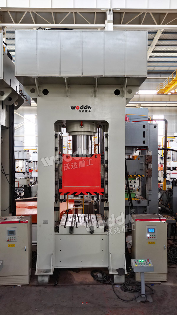 1000吨框架式液压机 1000吨框架式液压机