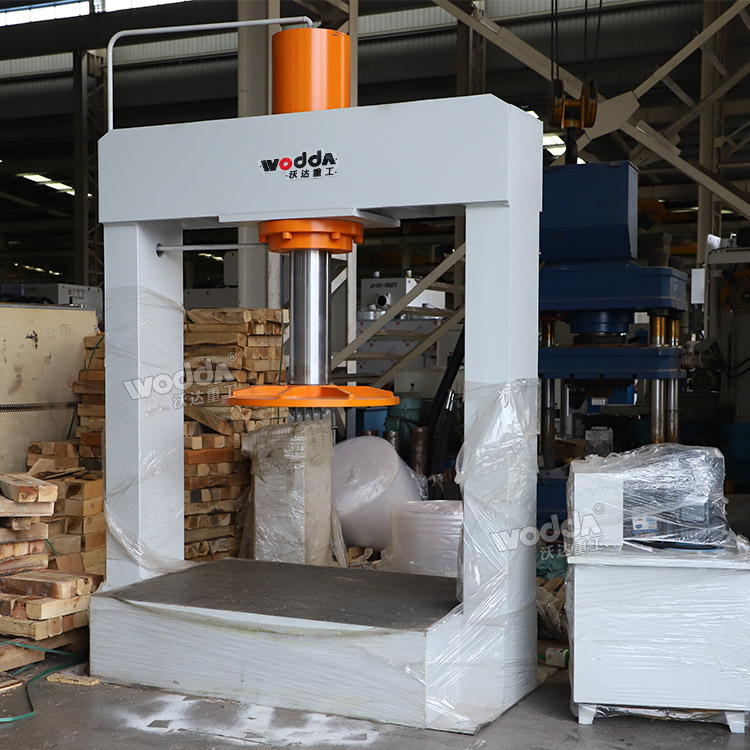 200吨龙门液压机 200吨龙门液压机