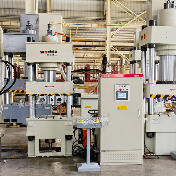 150吨伺服液压机 150吨伺服液压机