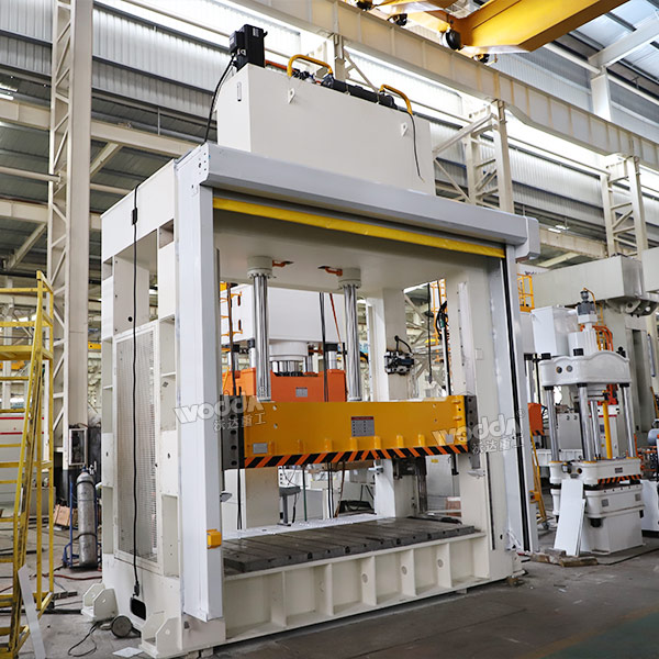 100吨汽车内饰件液压机 100吨汽车内饰件液压机