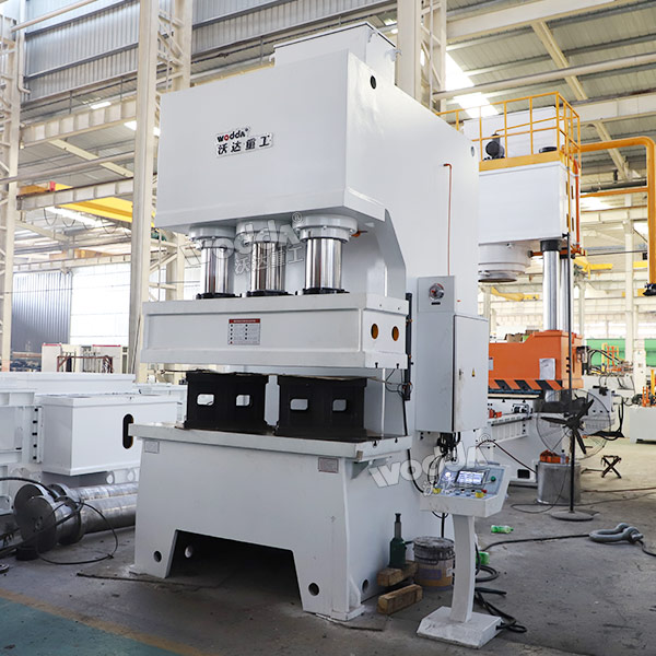 500吨单臂液压机 500吨单臂液压机