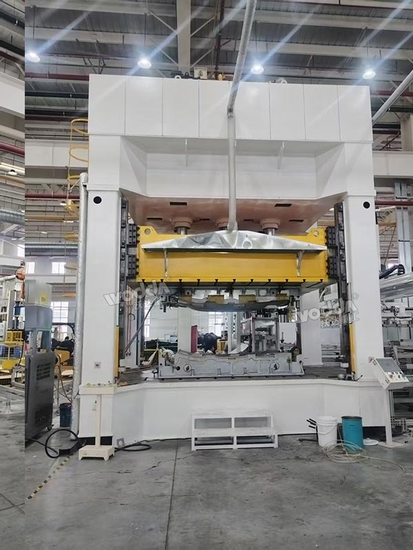 315吨框架式液压机 315吨框架式液压机