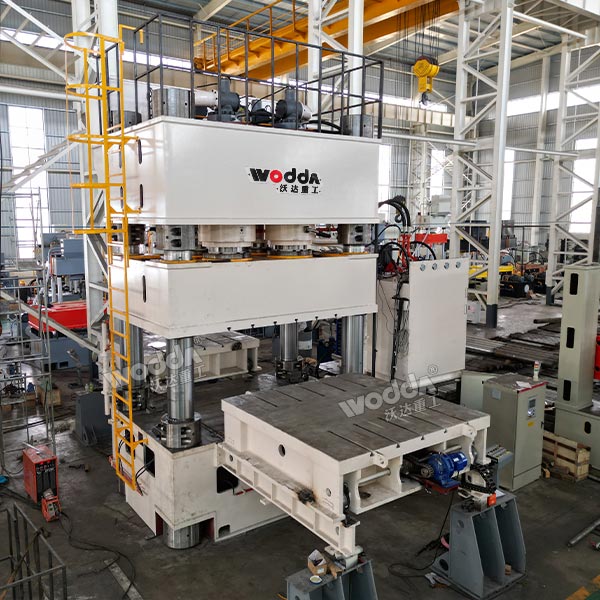 3000吨液压机 3000吨液压机