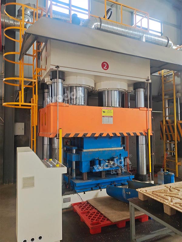 1600吨木屑托盘液压机 1600吨木屑托盘液压机