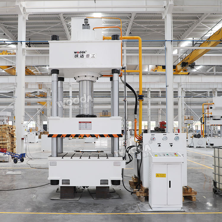 315吨四柱液压机 315吨四柱液压机