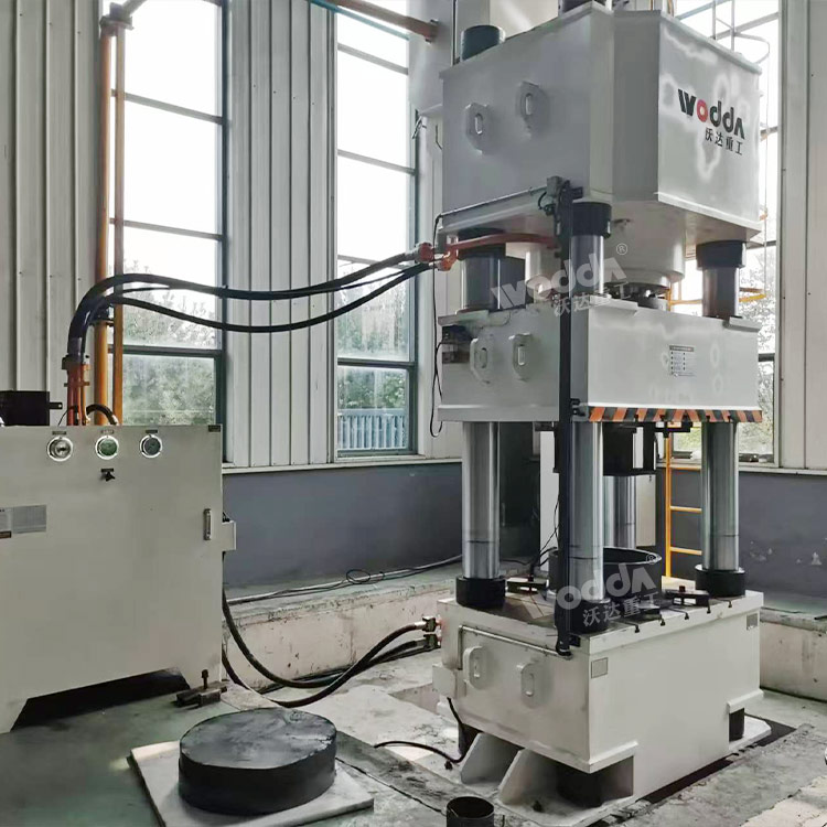 1000吨石墨粉末成型液压机 1000吨石墨粉末成型液压机