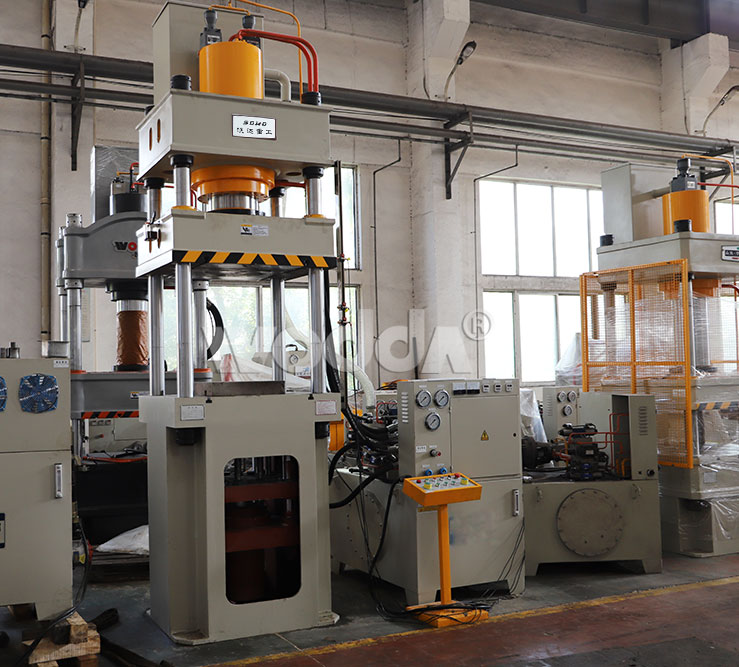 200吨四柱拉伸液压机 200吨四柱拉伸液压机