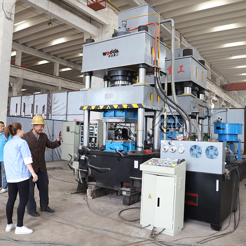 不锈钢水箱拉伸机多少钱 不锈钢水箱拉伸机多少钱