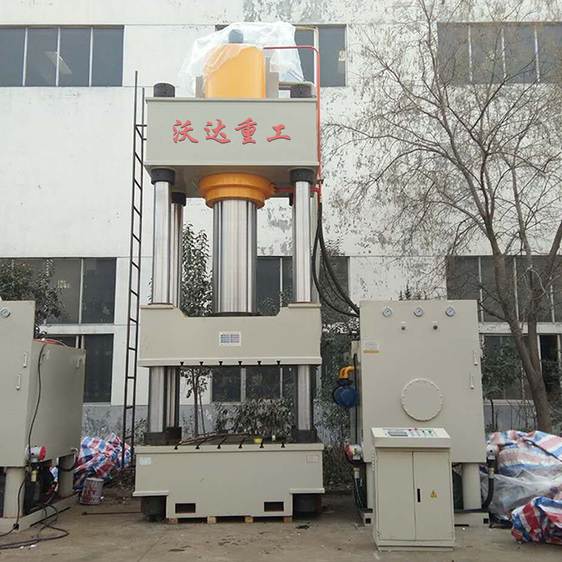 1250吨三梁四柱液压机 1250吨三梁四柱液压机