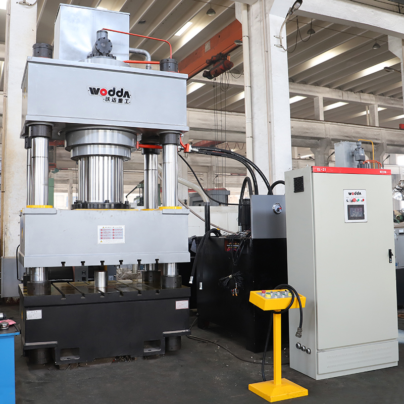 四柱液压机 四柱液压机